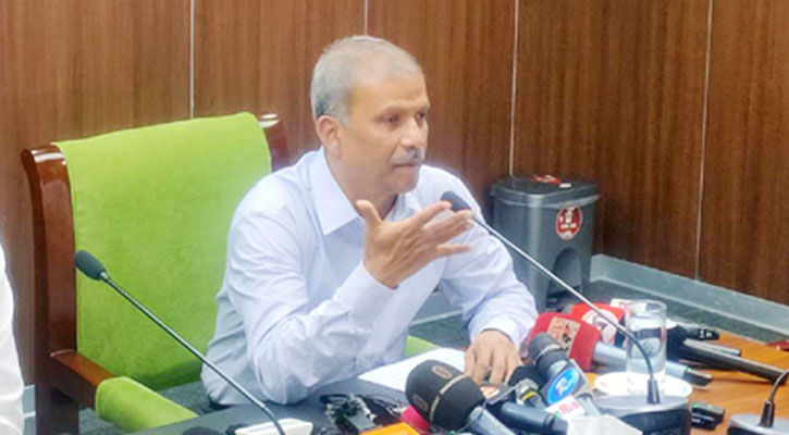 উপদেষ্টাদের কথা